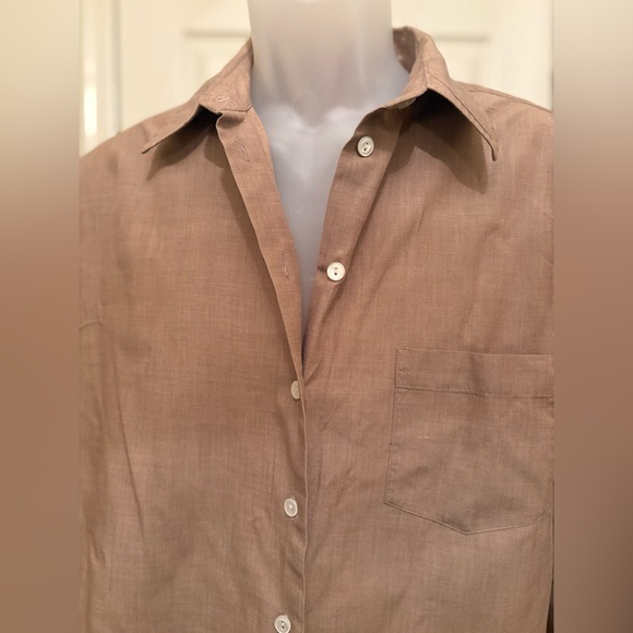 TALBOTS Woman’s Light Brown Button-Down Shirt, Size: 16 - Picture 3 of 6